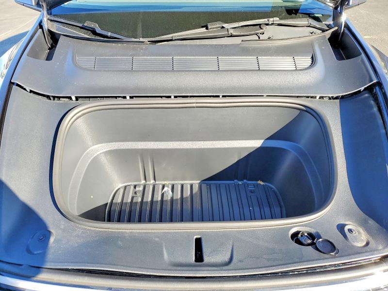 2026 Tesla Model Y მანქანა იყიდება აუქციონზე, vin: 7SAYGDED9TF542319, აუქციონის ნომერი: 72252325