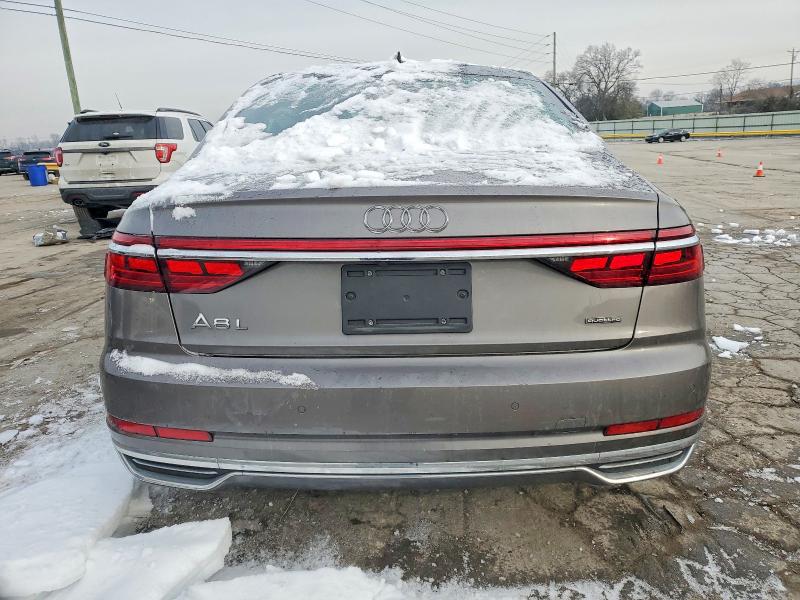 Продаж на аукціоні авто 2019 Audi A8, vin: WAU8DAF88KN017948, номер лоту: 74924725