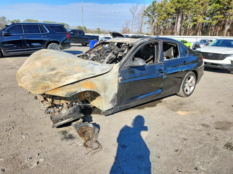 2013 Bmw 328 მანქანა იყიდება აუქციონზე, vin: WBA3C1C57DK104090, აუქციონის ნომერი: 74263605