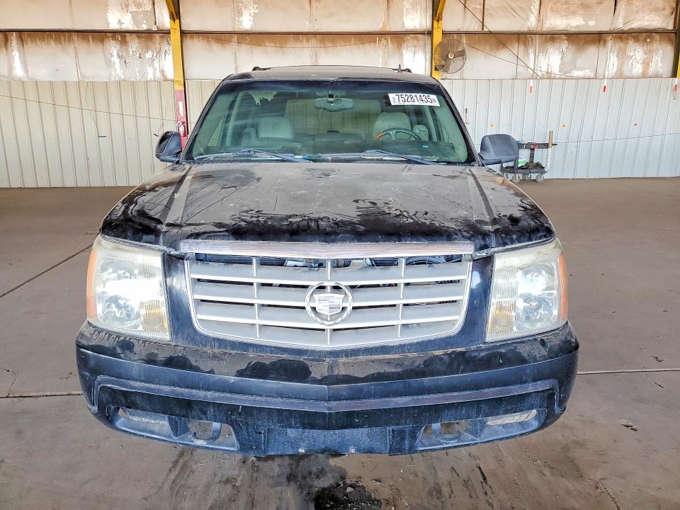 75281435 :رقم المزاد ، 1GYEK63N02R130105 vin ، 2002 Cadillac Escalade L مزاد بيع
