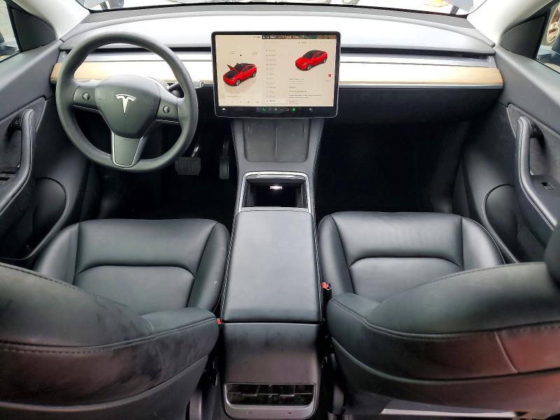 72246625 :رقم المزاد ، 7SAYGDEE2NA008216 vin ، 2022 Tesla Model Y مزاد بيع