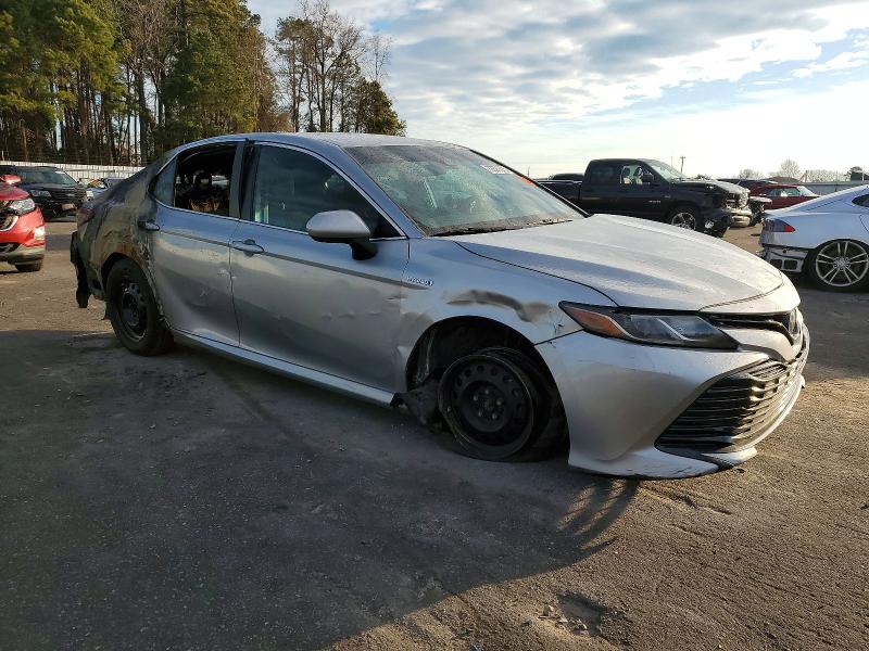 2019 Toyota Camry Le მანქანა იყიდება აუქციონზე, vin: 4T1B31HK0KU511467, აუქციონის ნომერი: 73891525