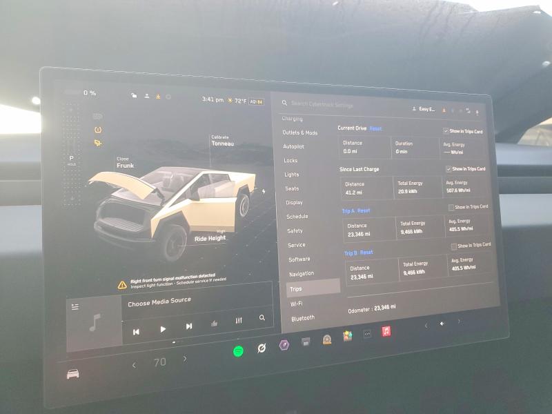 72749195 :رقم المزاد ، 7G2CEHED3RA048285 vin ، 2024 Tesla Cybertruck مزاد بيع