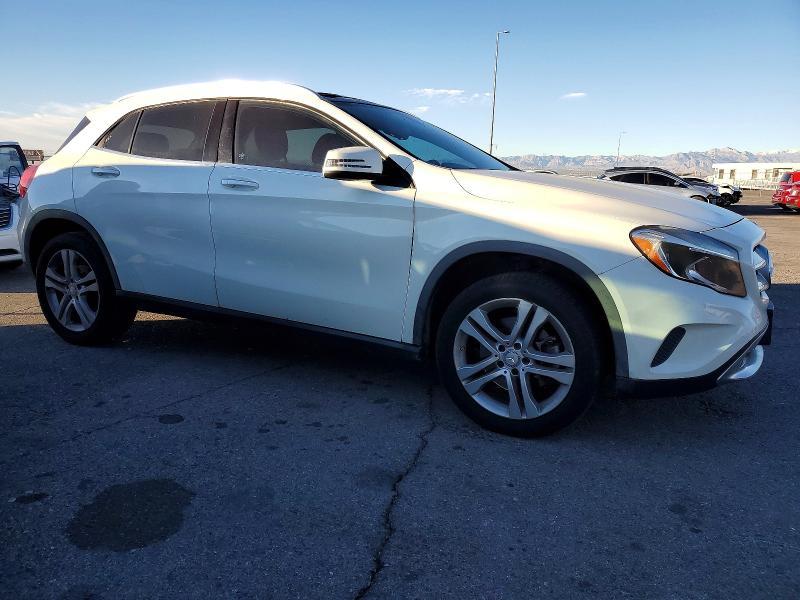72583375 :رقم المزاد ، WDCTG4EB5HJ319453 vin ، 2017 Mercedes-benz Gla مزاد بيع