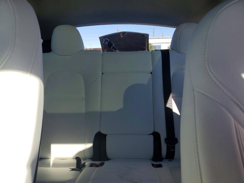 2024 Tesla Model Y მანქანა იყიდება აუქციონზე, vin: 7SAYGDEE1RF062924, აუქციონის ნომერი: 72892925