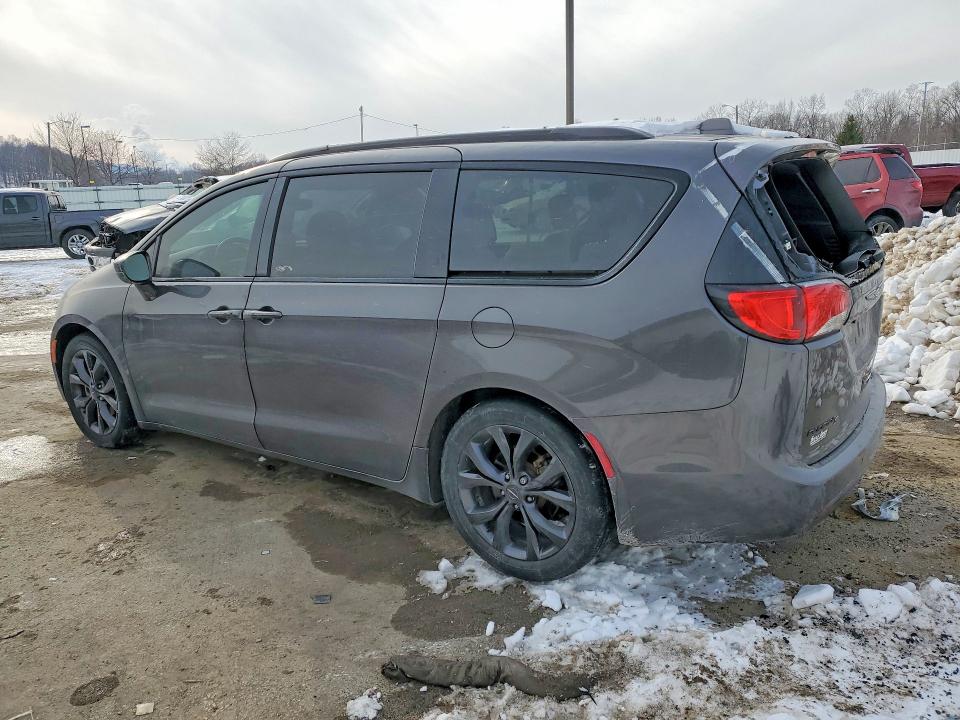 Aukcja sprzedaży 2018 Chrysler Pacifica, vin: 2C4RC1EG2JR168210, numer aukcji: 74336395