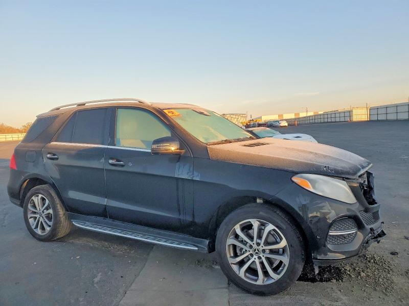 2017 Mercedes-benz Gle მანქანა იყიდება აუქციონზე, vin: 4JGDA5JB5HA911051, აუქციონის ნომერი: 72451625