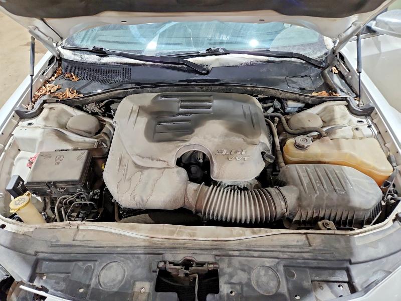 74267405 :رقم المزاد ، 2C3CA5CG4BH573261 vin ، 2011 Chrysler 300 مزاد بيع