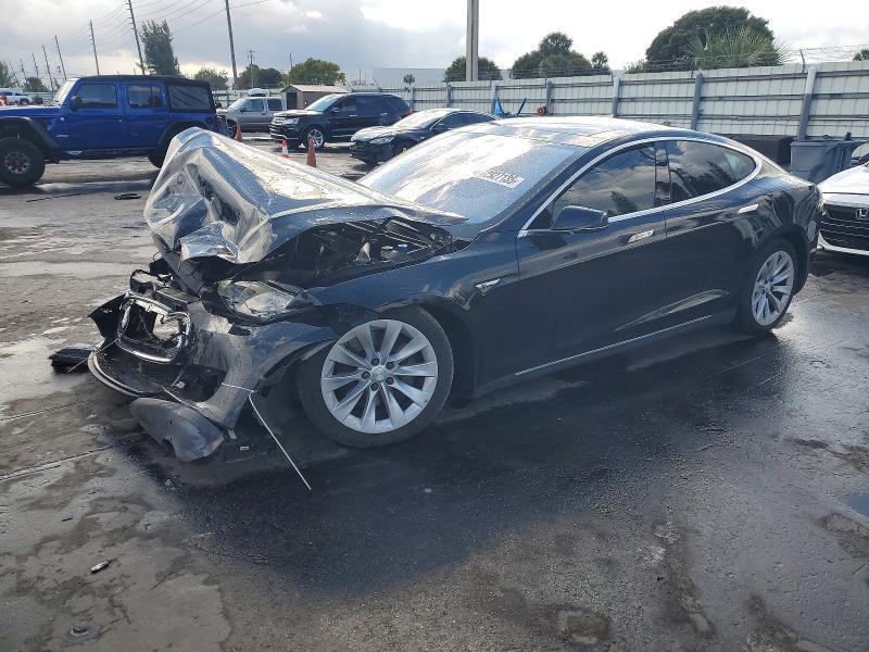 Продажа на аукционе авто 2016 Tesla Model S, vin: 5YJSA1E28GF131971, номер лота: 72927135