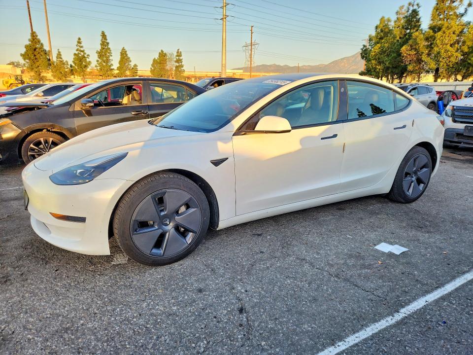 Auction sale of the 2023 Tesla Model 3, vin: 5YJ3E1EAXPF518425, lot number: 75496215