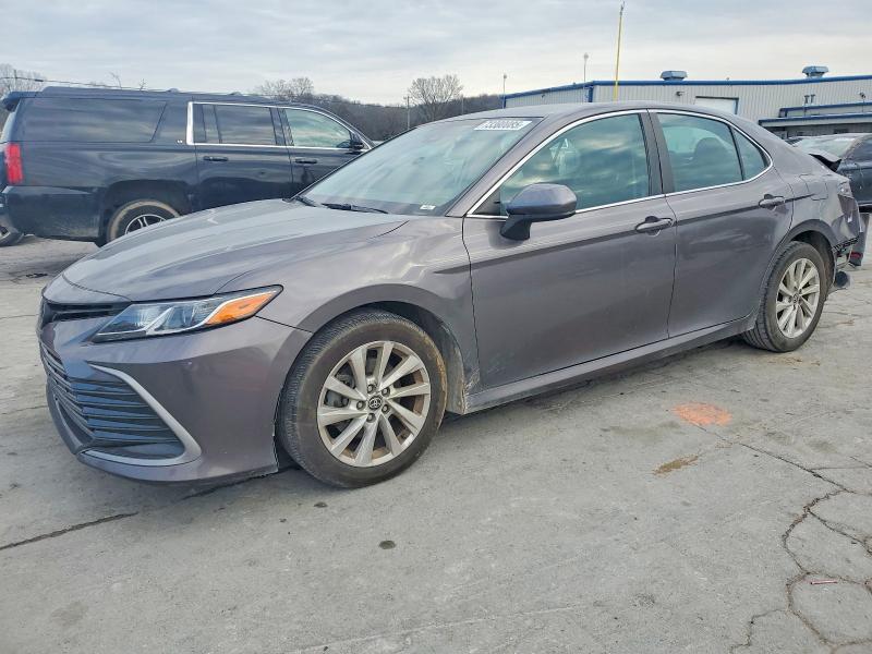 Auction sale of the 2022 Toyota Camry, vin: 4T1C11AK8NU698546, lot number: 73300085