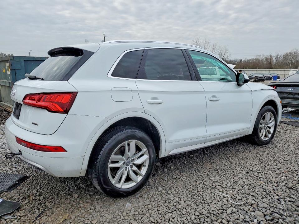 Продажа на аукционе авто 2020 Audi Q5, vin: WA1ANAFY1L2113290, номер лота: 74371895