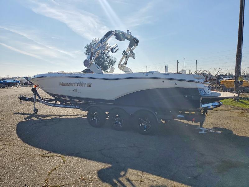 2021 Mastercraft Unknown მანქანა იყიდება აუქციონზე, vin: MBCTTMN8D121, აუქციონის ნომერი: 73030075