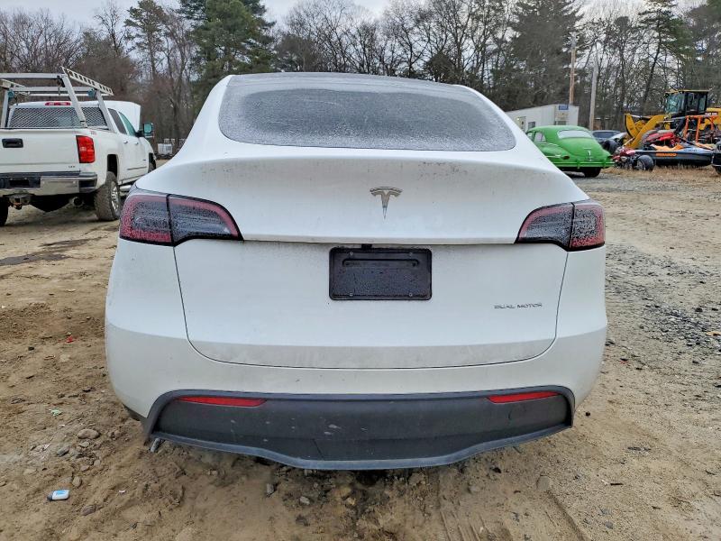 2025 Tesla Model Y მანქანა იყიდება აუქციონზე, vin: 7SAYGAEE1SF295206, აუქციონის ნომერი: 97927535