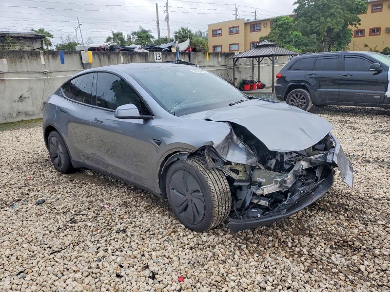 2026 Tesla Model Y მანქანა იყიდება აუქციონზე, vin: 7SAYGDEE7TA405305, აუქციონის ნომერი: 99107915
