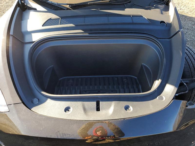 73732625 :رقم المزاد ، 7SAYGAEE9RF207206 vin ، 2024 Tesla Model Y مزاد بيع