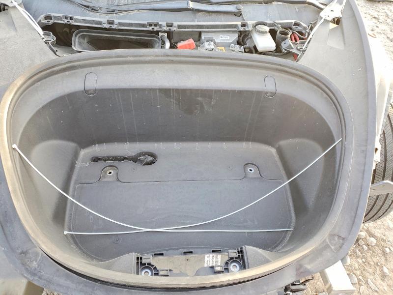 73330205 :رقم المزاد ، 5YJ3E1EB9KF451947 vin ، 2019 Tesla Model 3 مزاد بيع