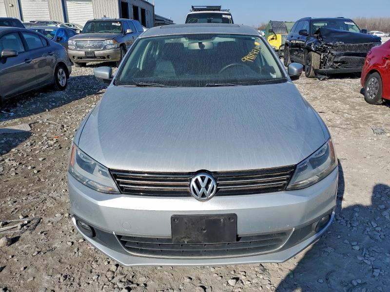2013 Volkswagen Jetta Tdi მანქანა იყიდება აუქციონზე, vin: 3VWLL7AJ8DM383612, აუქციონის ნომერი: 99184315
