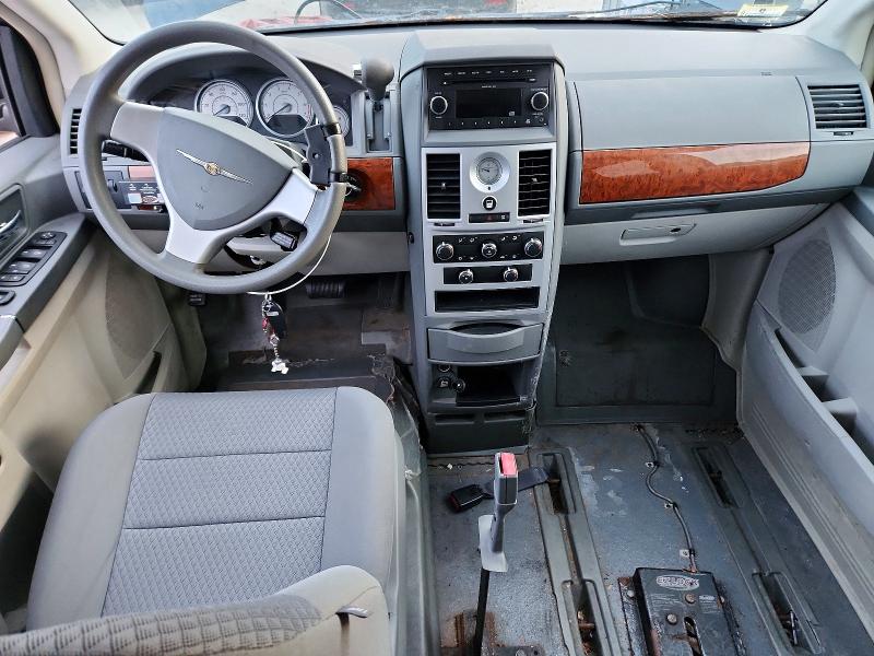 Продажа на аукционе авто 2009 Chrysler Town & Country, vin: 2A8HR44E99R581533, номер лота: 99227815