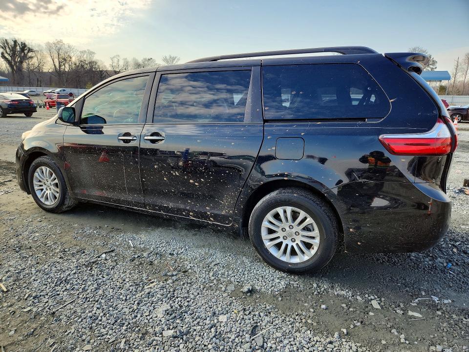 75649965 :رقم المزاد ، 5TDYK3DC3GS729958 vin ، 2016 Toyota Sienna Xle مزاد بيع