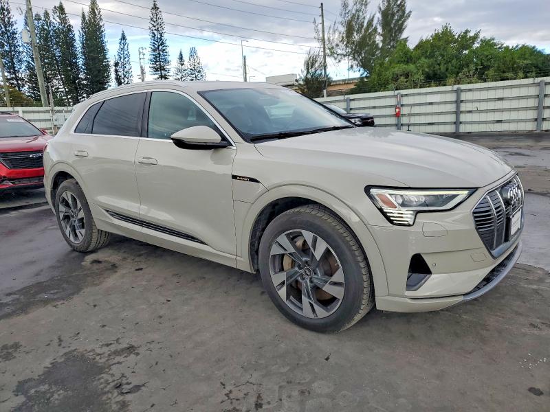 Aukcja sprzedaży 2022 Audi E-tron, vin: WA1AAAGE5NB005421, numer aukcji: 97132985