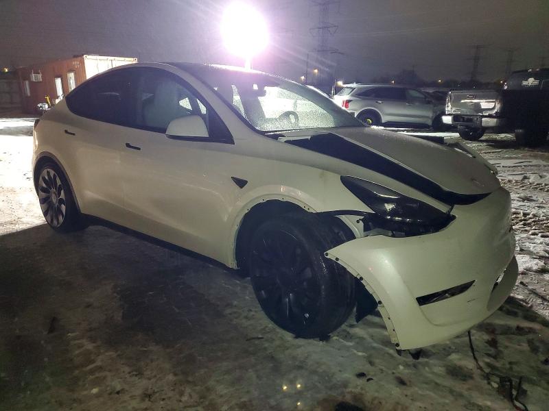 2024 Tesla Model Y მანქანა იყიდება აუქციონზე, vin: 7SAYGDEFXRF022088, აუქციონის ნომერი: 99164315