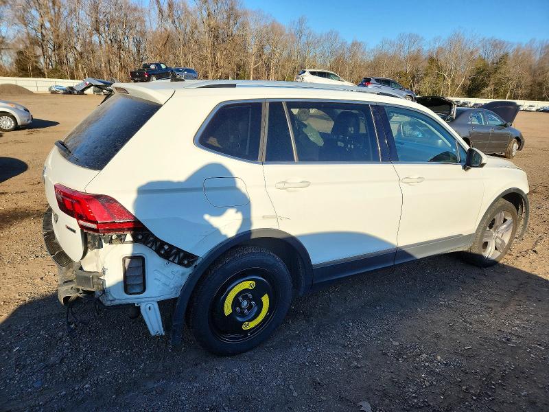 72617315 :رقم المزاد ، 3VV4B7AX3KM045497 vin ، 2019 Volkswagen Tiguan مزاد بيع