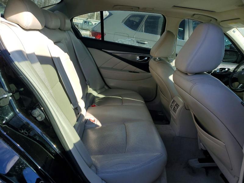 Продажа на аукционе авто 2015 Infiniti Q50, vin: JN1BV7AR6FM392308, номер лота: 73421195