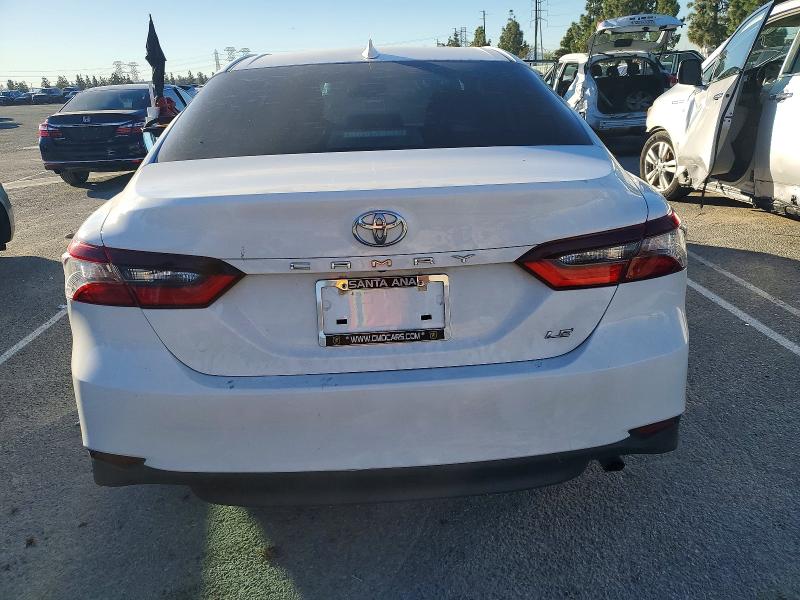 2021 Toyota Camry მანქანა იყიდება აუქციონზე, vin: 4T1C11AK4MU550408, აუქციონის ნომერი: 72495615