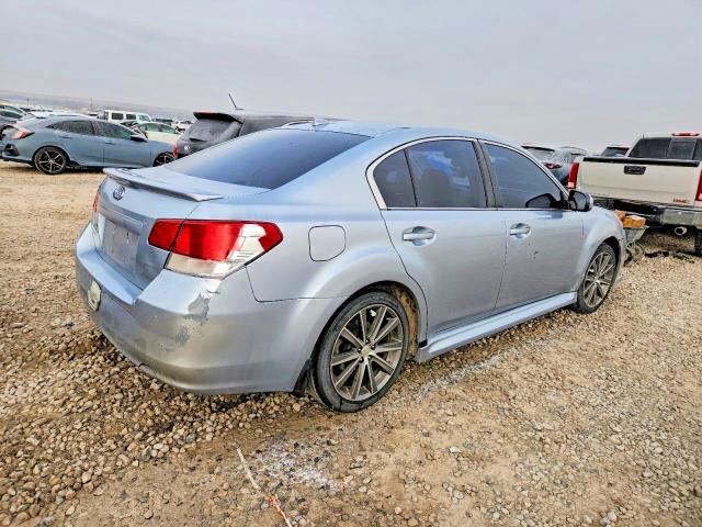 2014 Subaru Legacy მანქანა იყიდება აუქციონზე, vin: 4S3BMCH64E3035590, აუქციონის ნომერი: 98725185