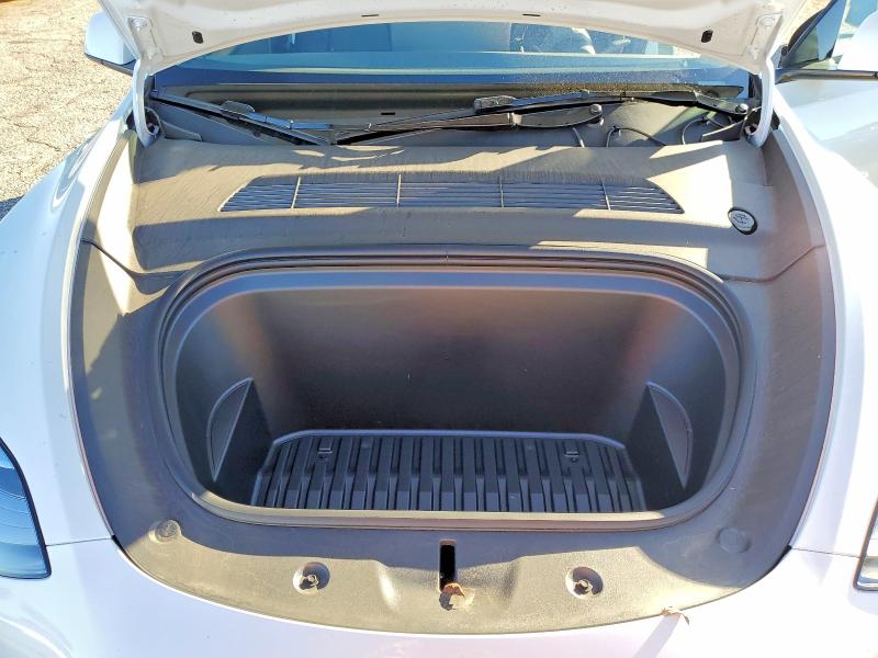 Продаж на аукціоні авто 2025 Tesla Model Y, vin: 7SAYGDED2SF319604, номер лоту: 98606095