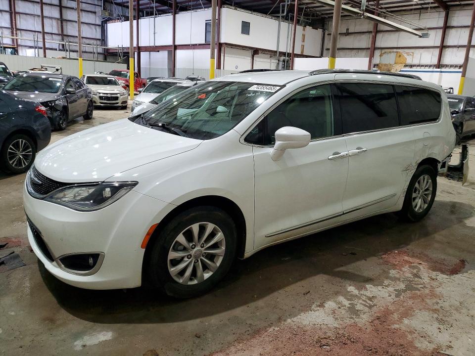 Продажа на аукционе авто 2018 Chrysler Pacifica, vin: 2C4RC1BG2JR154179, номер лота: 74355465