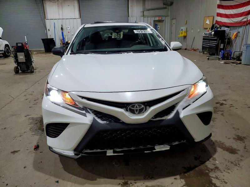 97919195 :رقم المزاد ، 4T1B11HK1KU784407 vin ، 2019 Toyota Camry مزاد بيع