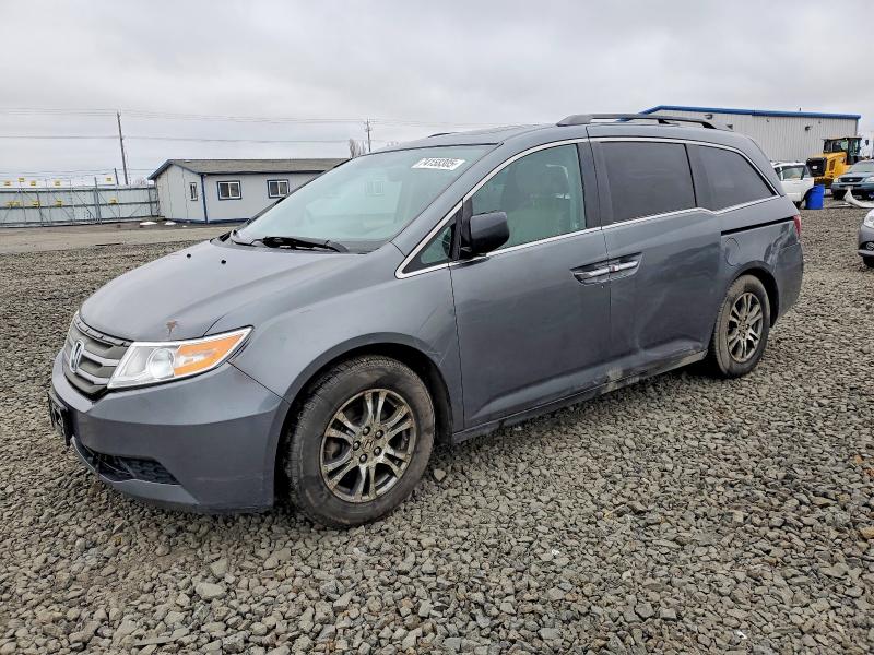 74158305 :رقم المزاد ، 5FNRL5H64BB068746 vin ، 2011 Honda Odyssey مزاد بيع