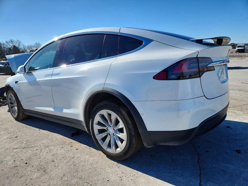 Продажа на аукционе авто 2019 Tesla Model X, vin: 5YJXCAE26KF197475, номер лота: 97766925
