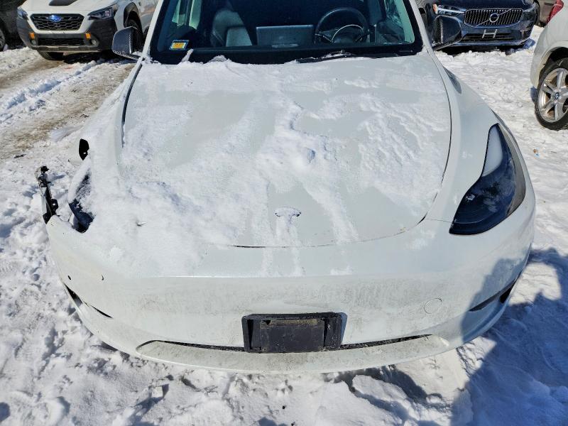 Продажа на аукционе авто 2022 Tesla Model Y, vin: 7SAYGAEE7NF522127, номер лота: 74991545