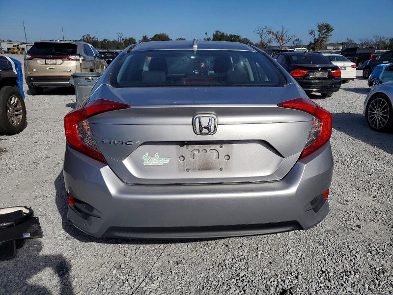 98045155 :رقم المزاد ، 19XFC2F76JE029657 vin ، 2018 Honda Civic مزاد بيع