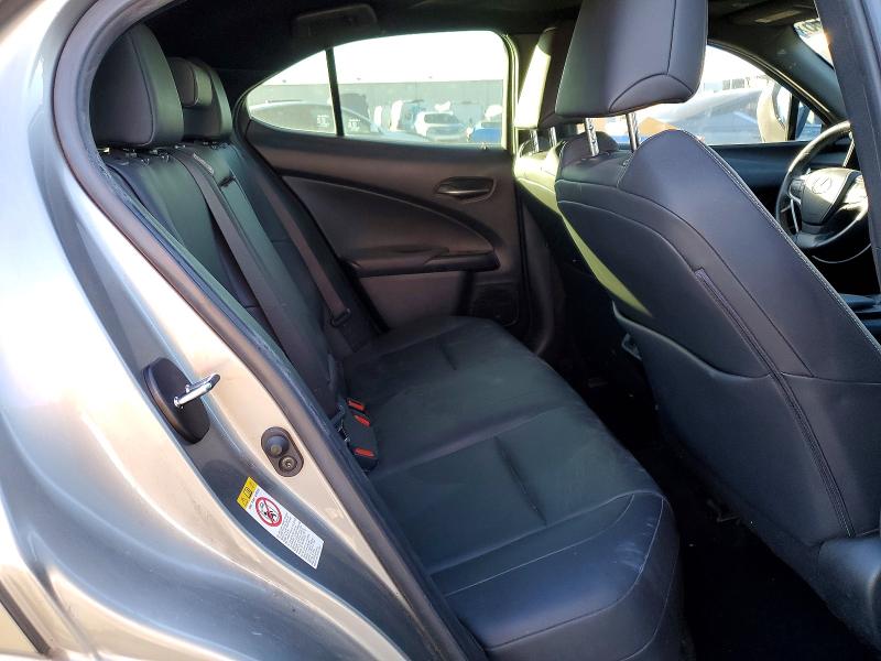 2019 Lexus Ux მანქანა იყიდება აუქციონზე, vin: JTHY3JBH2K2016774, აუქციონის ნომერი: 96589165