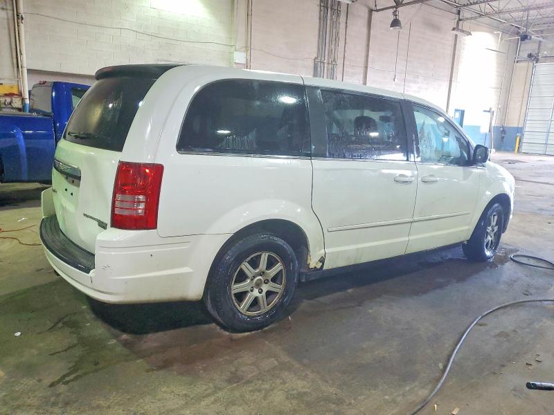Продаж на аукціоні авто 2010 Chrysler Town & Country, vin: 2A4RR2D18AR398524, номер лоту: 98257955