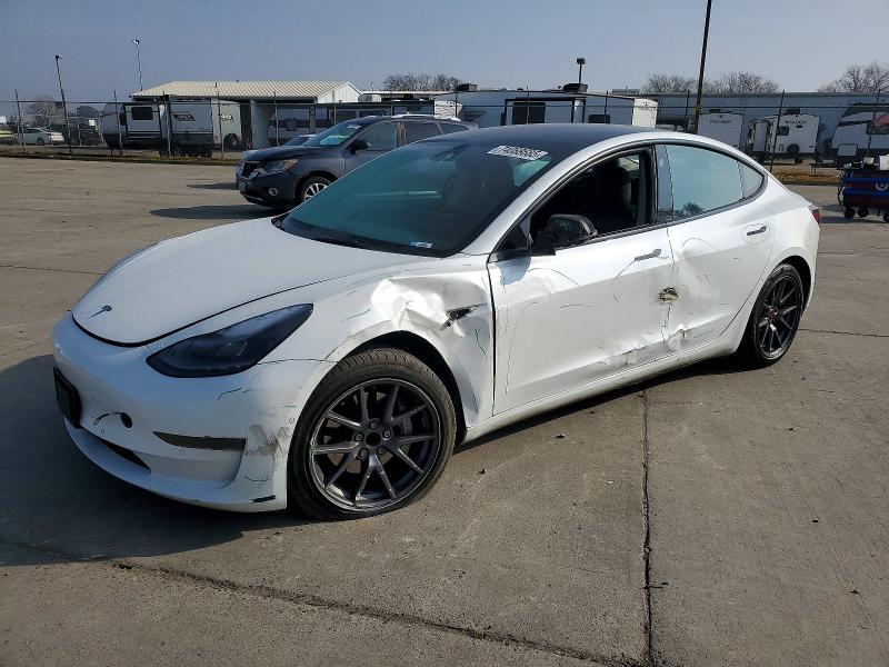 Auction sale of the 2022 Tesla Model 3, vin: 5YJ3E1EA2NF201543, lot number: 74088685