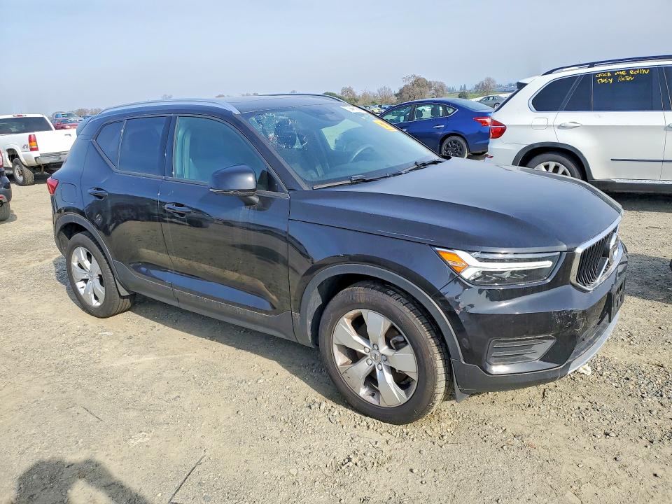73046165 :رقم المزاد ، YV4162UK8L2267483 vin ، 2020 Volvo Xc40 T5 Mo مزاد بيع