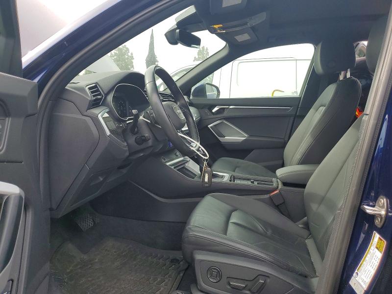 2022 Audi Q3 მანქანა იყიდება აუქციონზე, vin: WA1EECF36N1111299, აუქციონის ნომერი: 74283035