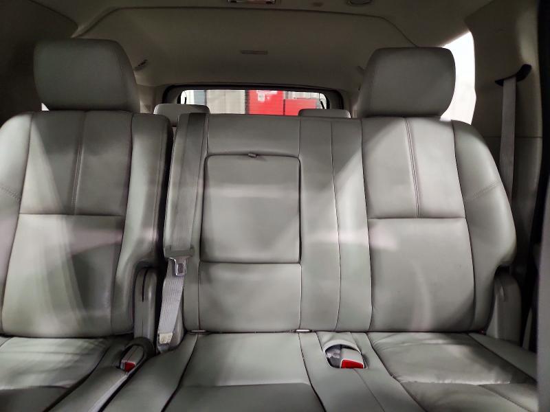Продаж на аукціоні авто 2011 Chevrolet Suburban, vin: 1GNSKJE36BR105093, номер лоту: 74003255