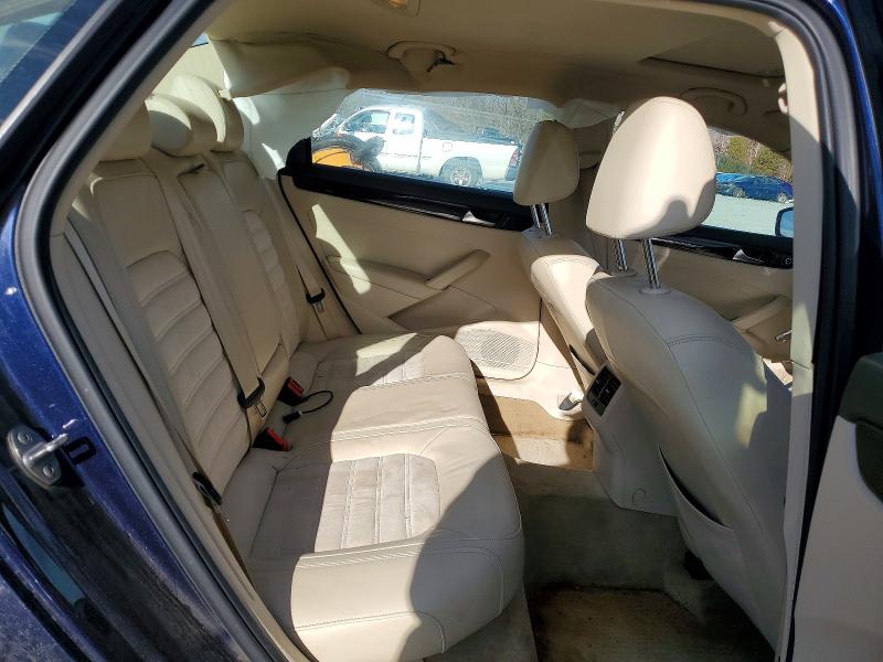 2015 Volkswagen Passat მანქანა იყიდება აუქციონზე, vin: 1VWCS7A35FC018880, აუქციონის ნომერი: 98150015