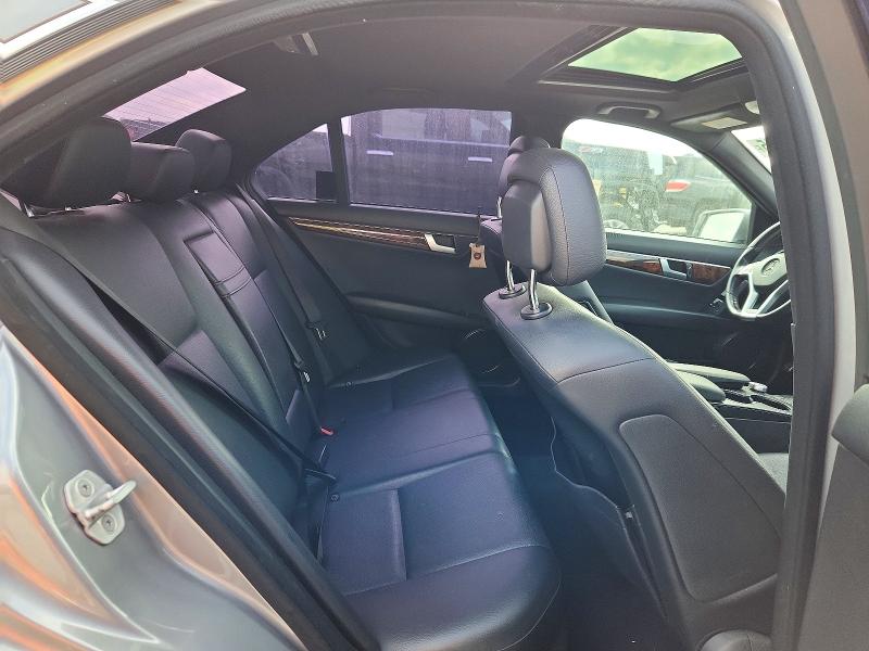 Продажа на аукционе авто 2012 Mercedes-benz C, vin: WDDGF4HB9CA621977, номер лота: 99350395
