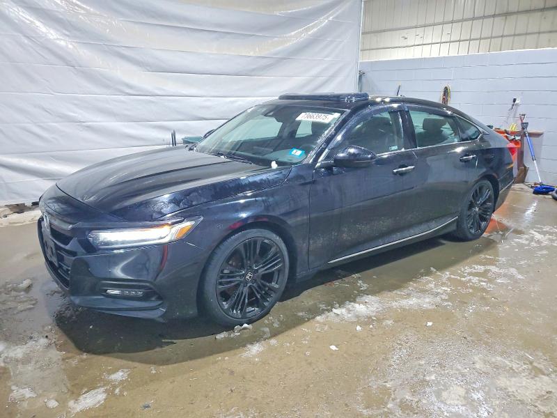 73663975 :رقم المزاد ، 1HGCV2F96JA008911 vin ، 2018 Honda Accord مزاد بيع