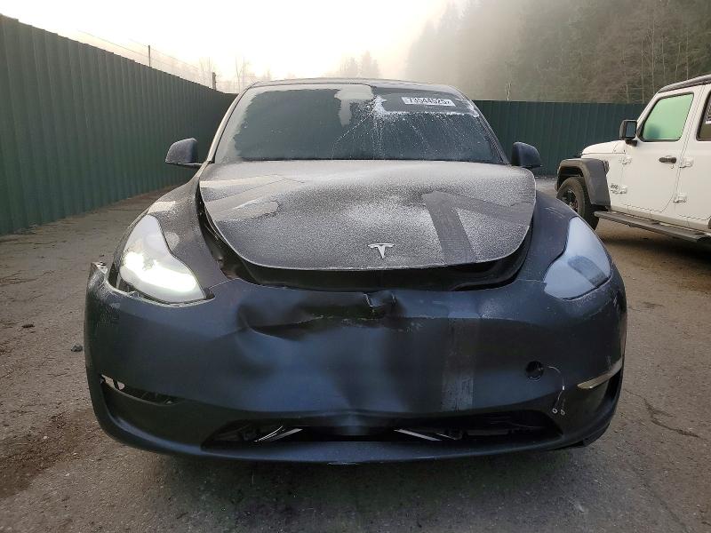Продажа на аукционе авто 2024 Tesla Model Y, vin: 7SAYGAEE6RF120069, номер лота: 73544525