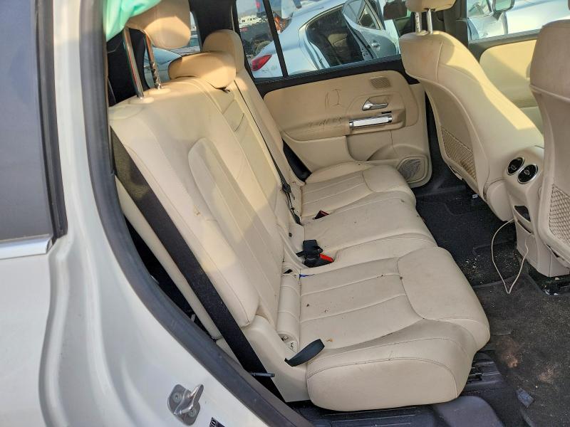 74328135 :رقم المزاد ، W1N9M0KB7RN080044 vin ، 2024 Mercedes-benz Eqb 300 4m مزاد بيع