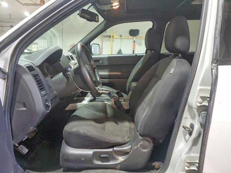 98596015 :رقم المزاد ، 1FMCU93108KD32591 vin ، 2008 Ford Escape مزاد بيع