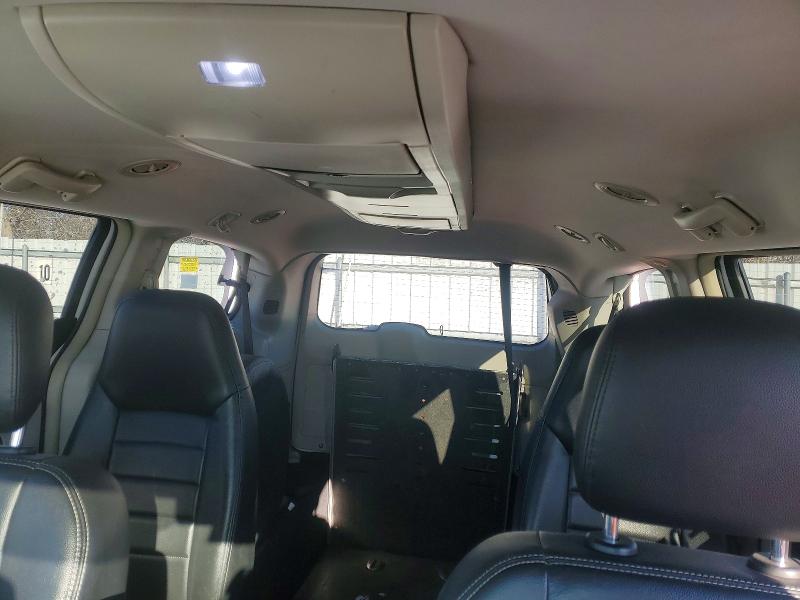 2015 Chrysler Town & Country მანქანა იყიდება აუქციონზე, vin: 2C4RC1BG7FR626352, აუქციონის ნომერი: 74034605
